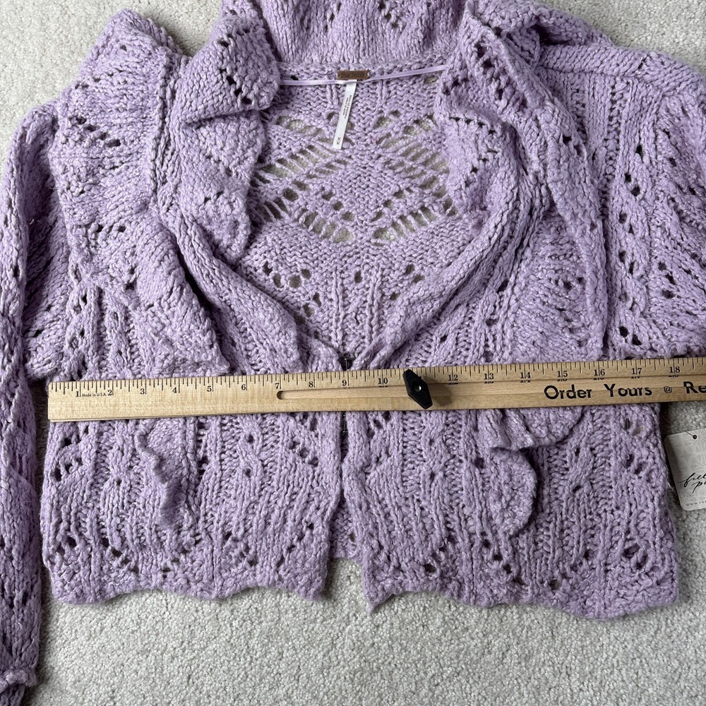 Free People Avery Crop Cardigan Orchid Dust Women's Medium Crochet Purple NWT - Picture 8 of 16